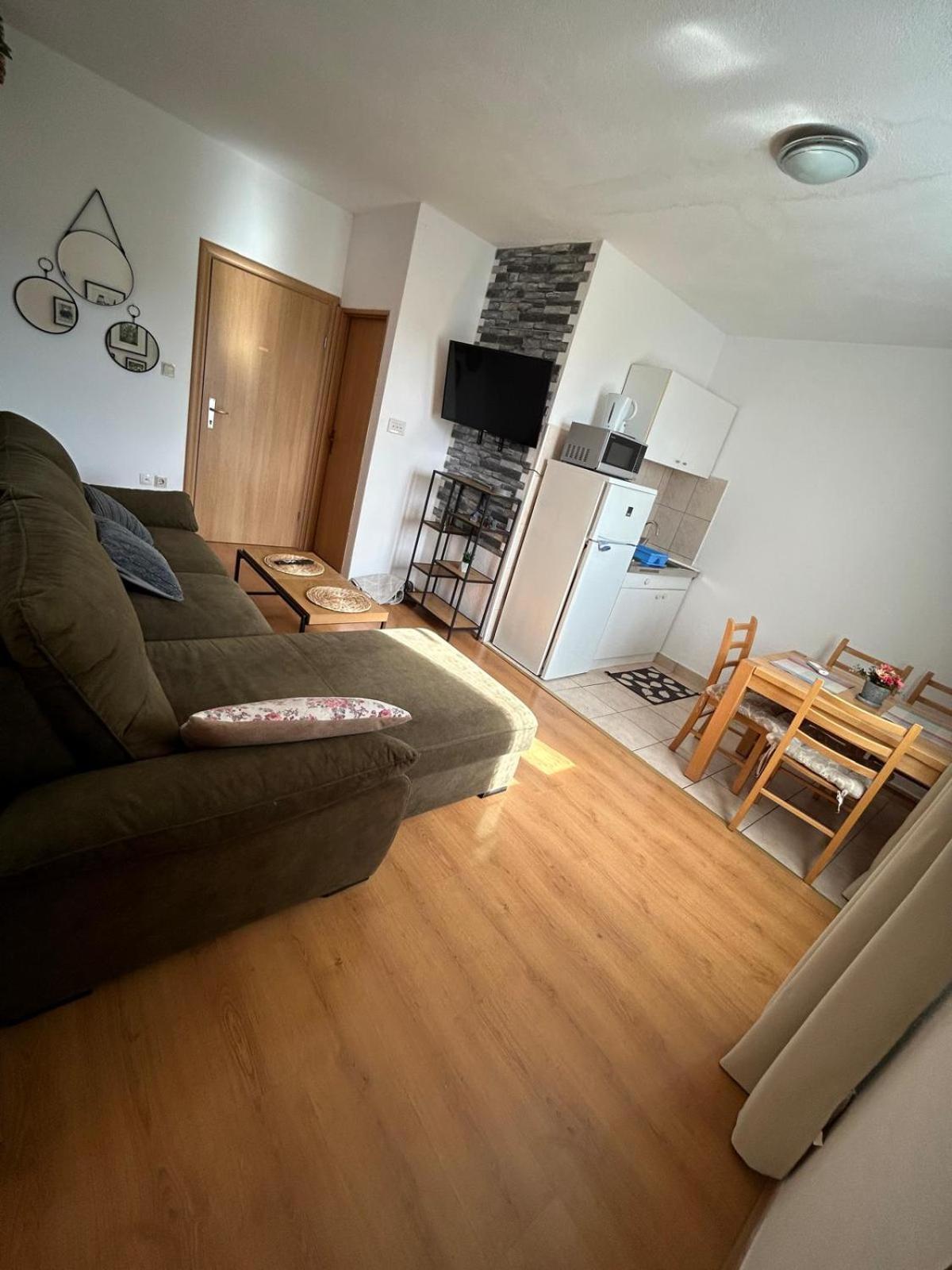 Apartmani Grgic トロギール エクステリア 写真