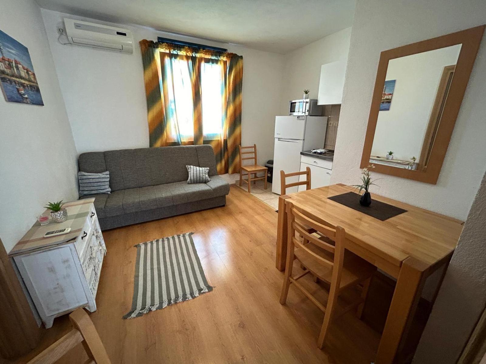 Apartmani Grgic トロギール エクステリア 写真