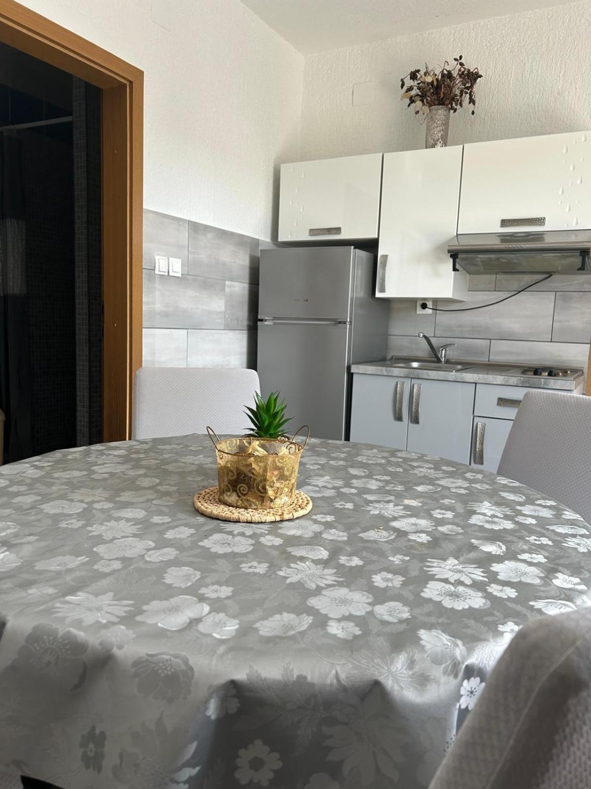 Apartmani Grgic トロギール エクステリア 写真